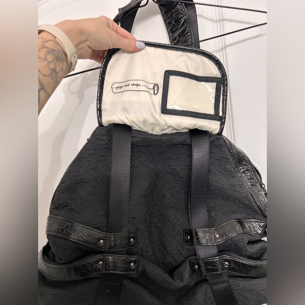 LULULEMON Circuit Gym Bag in black - Picture 3 of 10